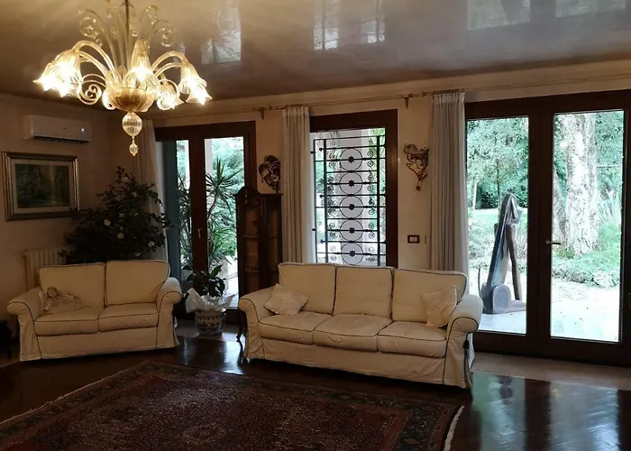 La Casa Sull\'Albero